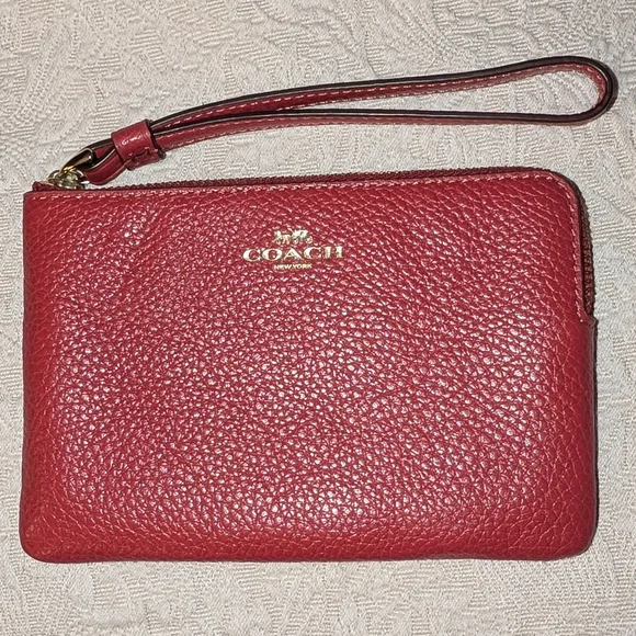Coach Corner Zip Pebbled Leather Wristlet in Red And Gold - Picture 2 of 12
